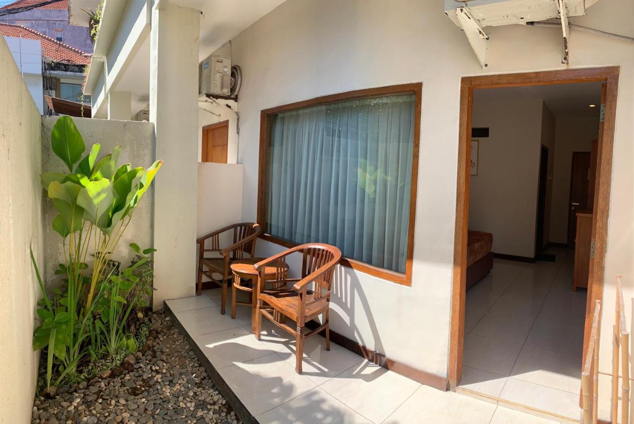 Kuta Suci Guesthouse Екстер'єр фото