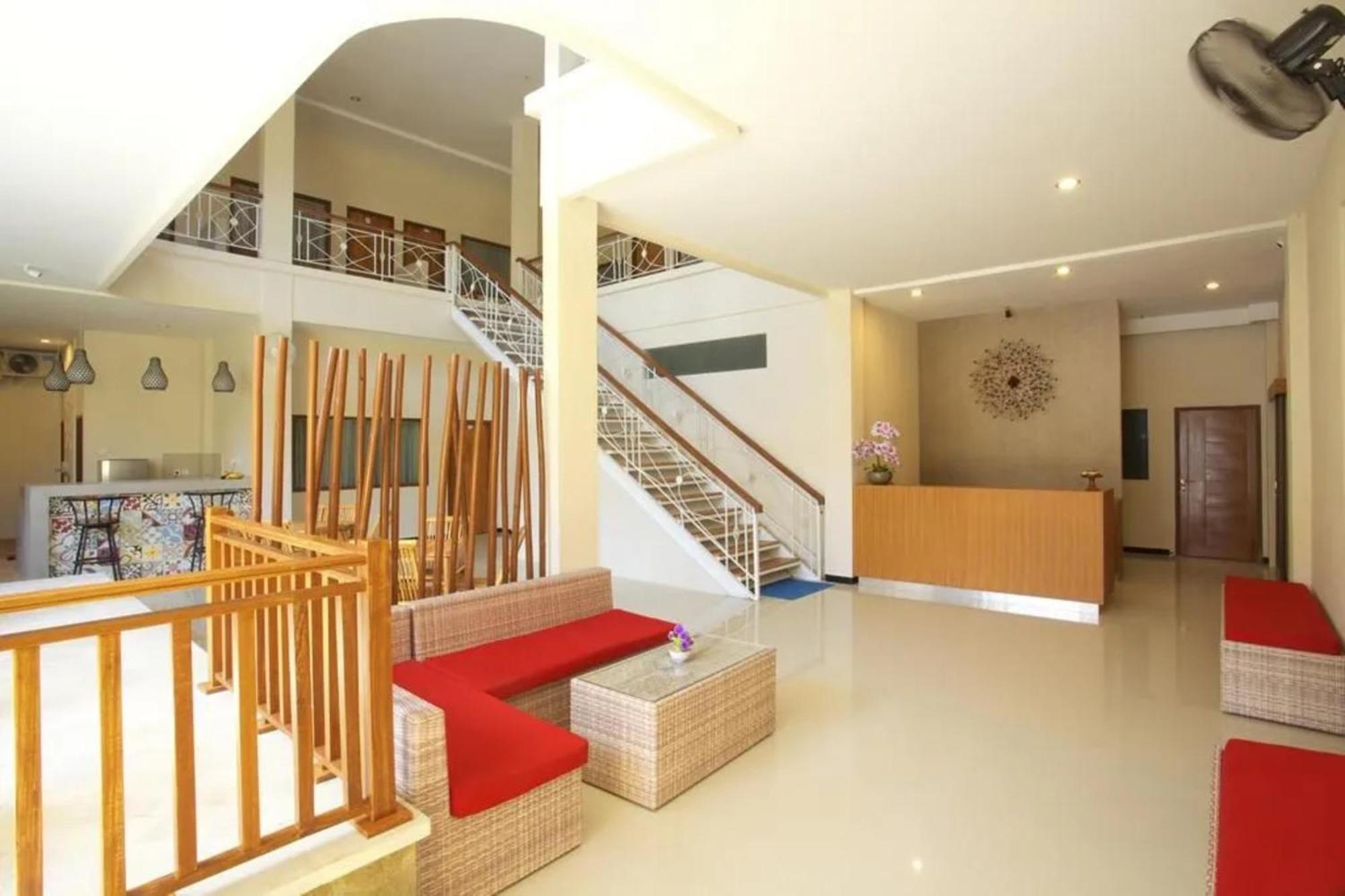 Kuta Suci Guesthouse Екстер'єр фото