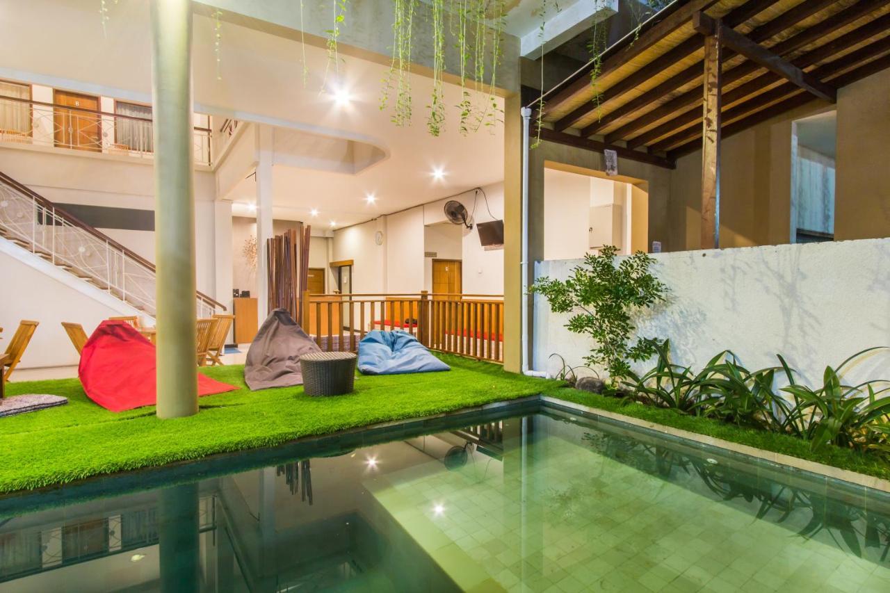 Kuta Suci Guesthouse Екстер'єр фото